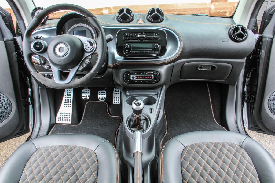 Торпедо Smart ForTwo CK10 by Carlsson 2016 года  (фото 3 из 8)